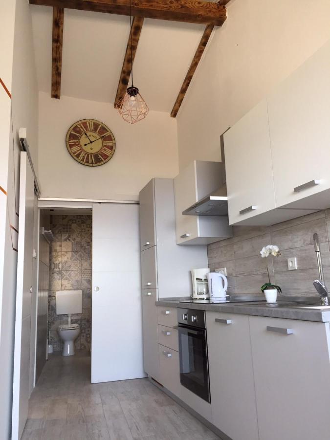 Apartments Novum Novi Vinodolski Esterno foto